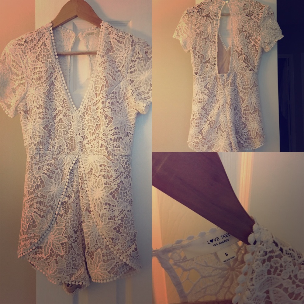 Guipuer Lace Rumper